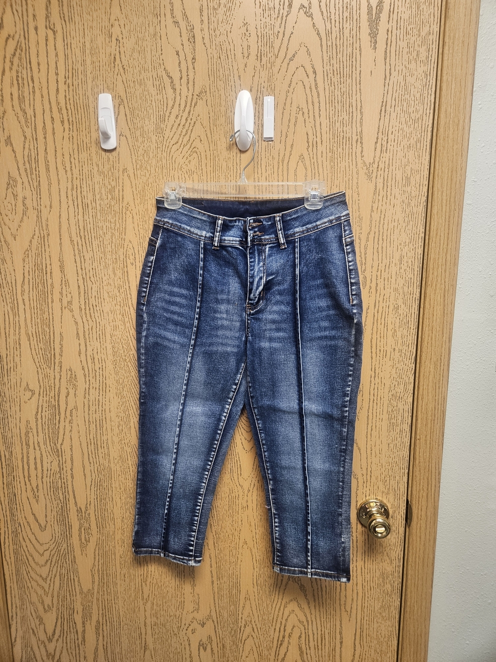 Women's Dark Blue Denim Capri Pants